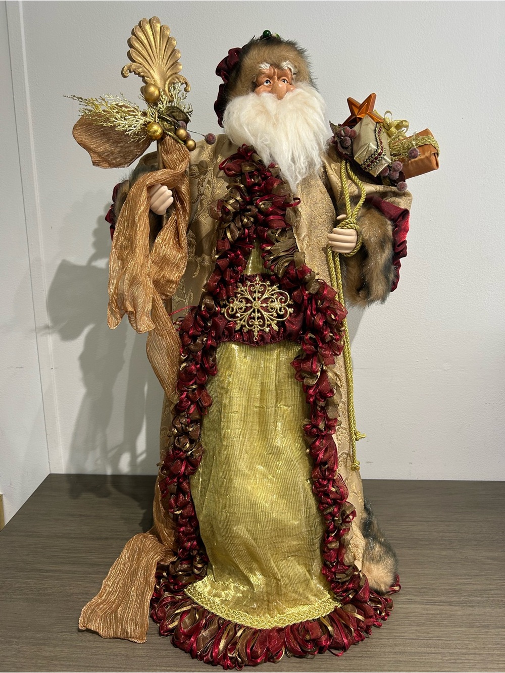 Vintage 29” Santa Tree Topper Mark Roberts? Large w/lots Of Details!